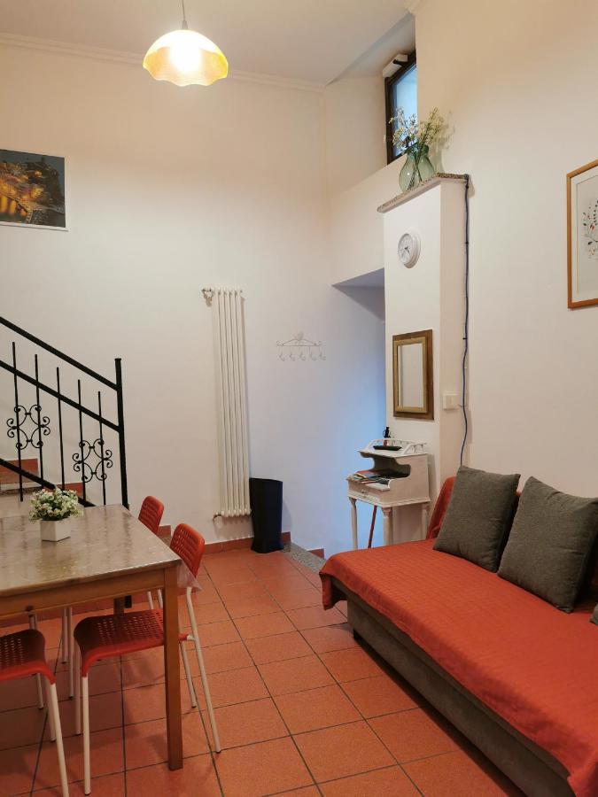 Il Piccolo Lord Apartment Специя Екстериор снимка
